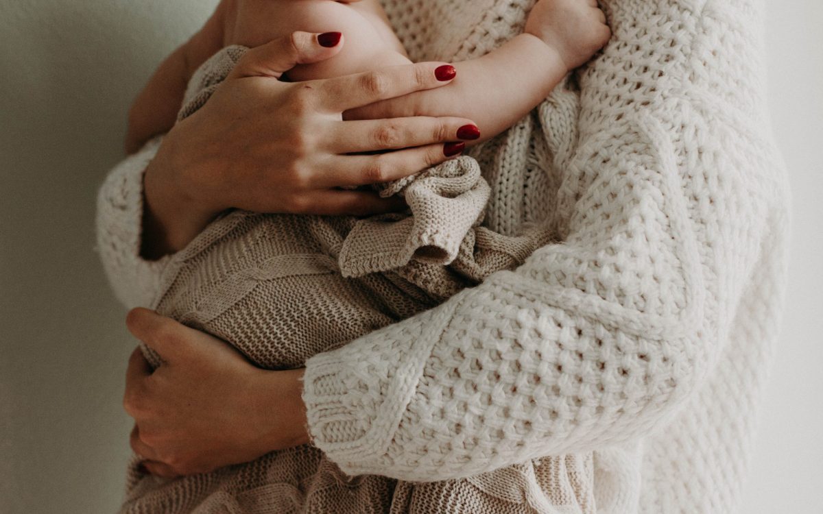 best nursing pillow